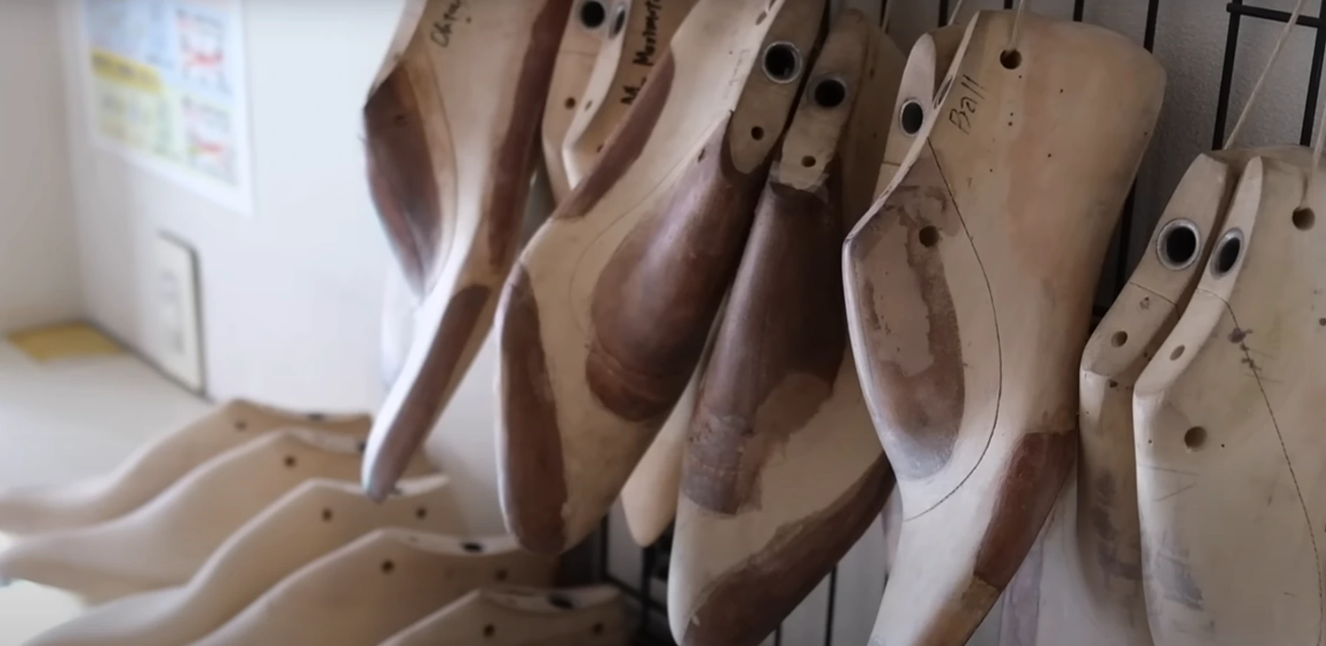 Cetakan sepatu
