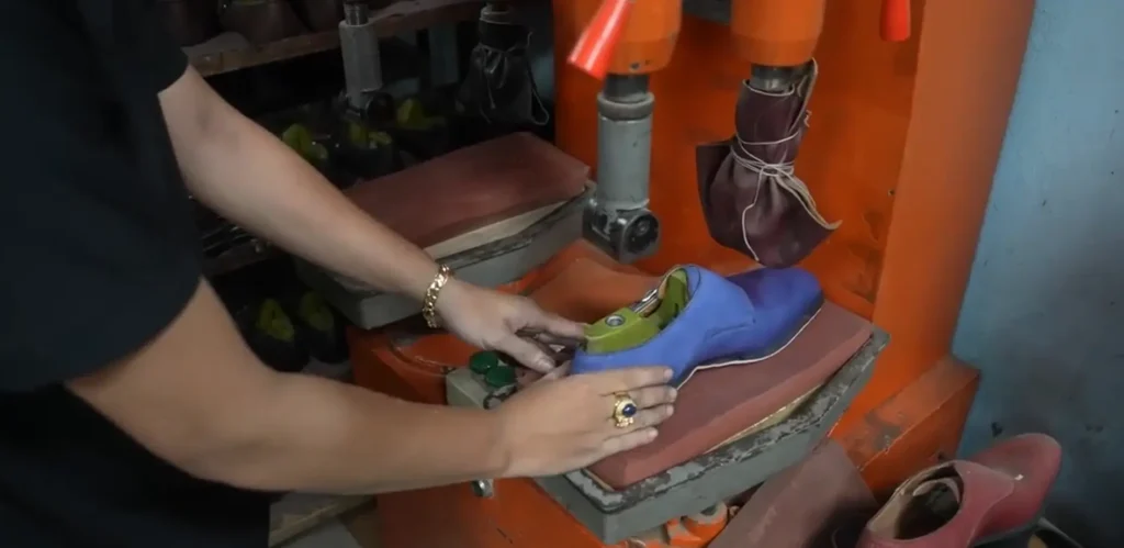 kerapihan sepatu kulit